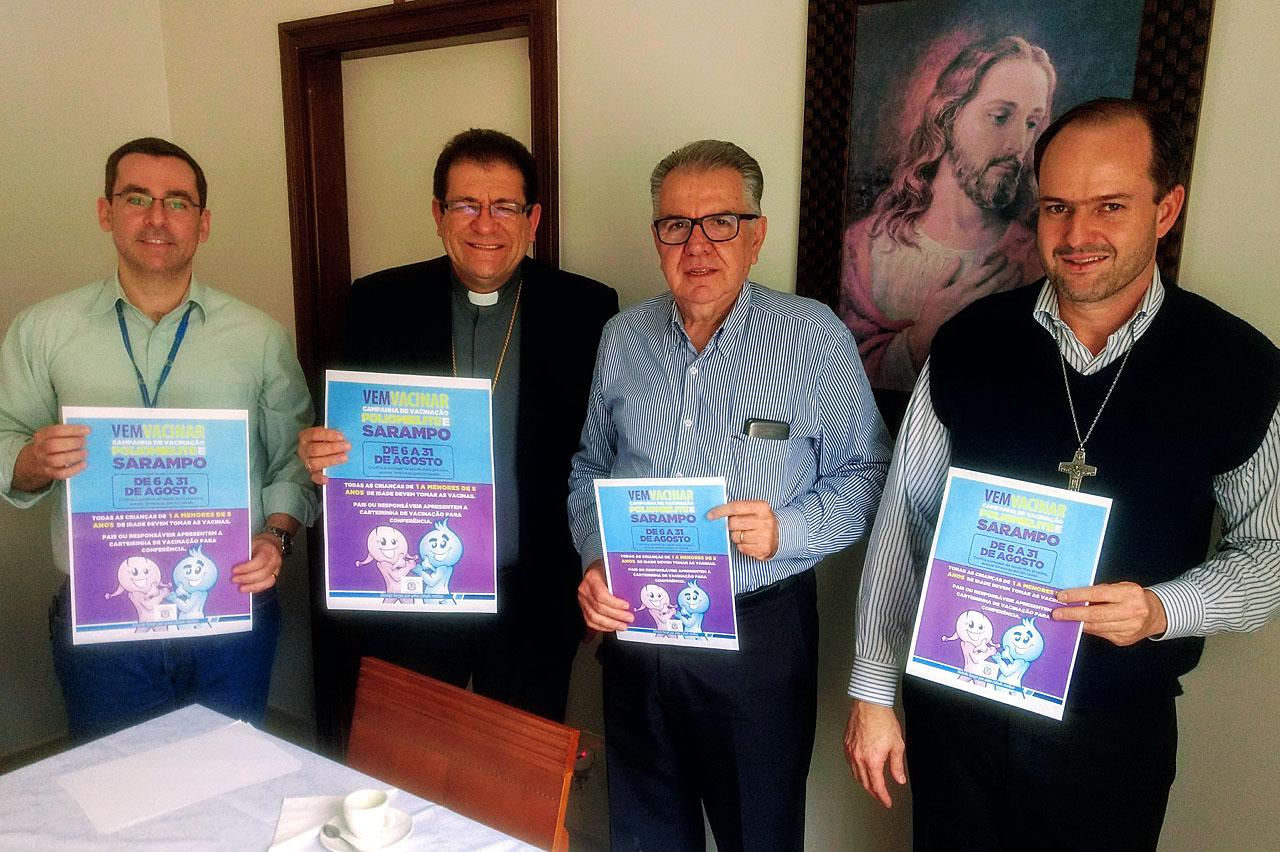 Campanha contra pólio e sarampo recebe apoio da Igreja Católica
