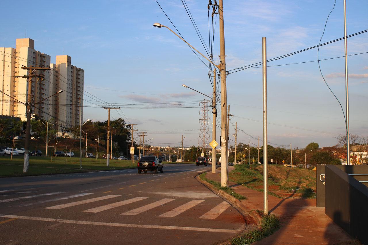 Prefeitura de Limeira inicia implantação de semáforos na rotatória do Cecap