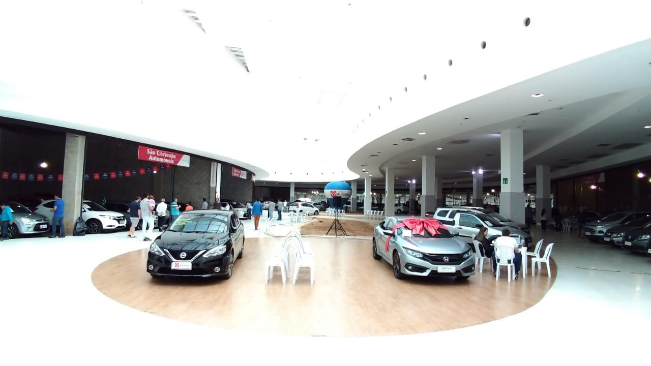 Shopping Nações recebe feirão com mais de 400 veículos