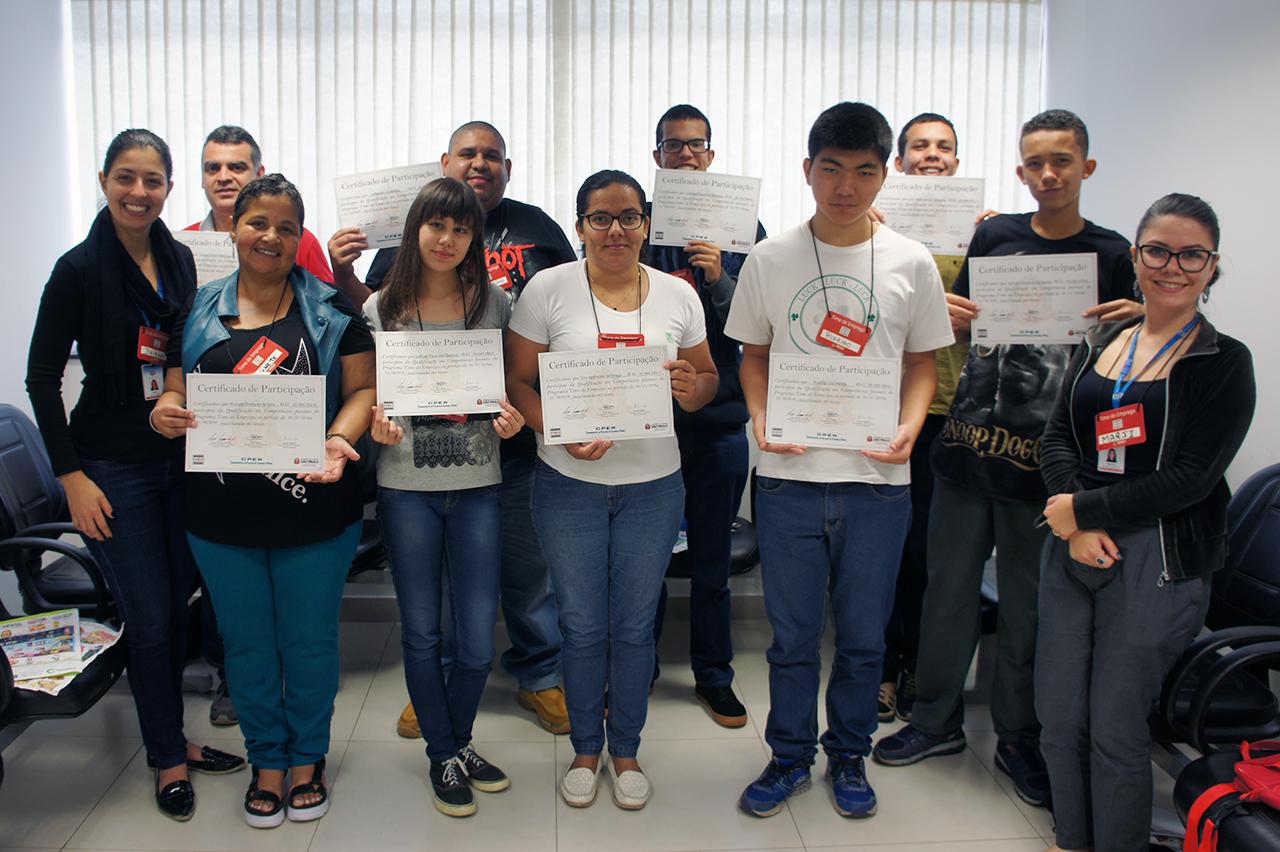 Turmas encerram programa Time do Emprego; 38 alunos participaram