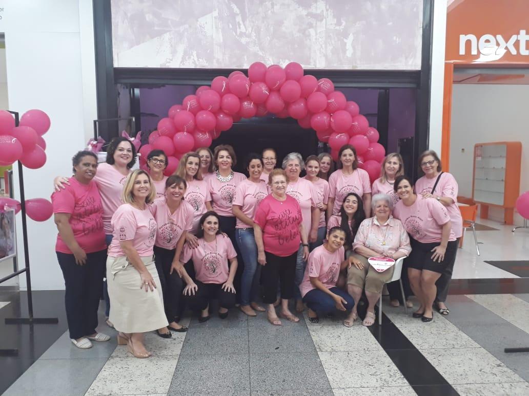 Exposição Vitoriosas incentiva redescoberta da vida após o câncer