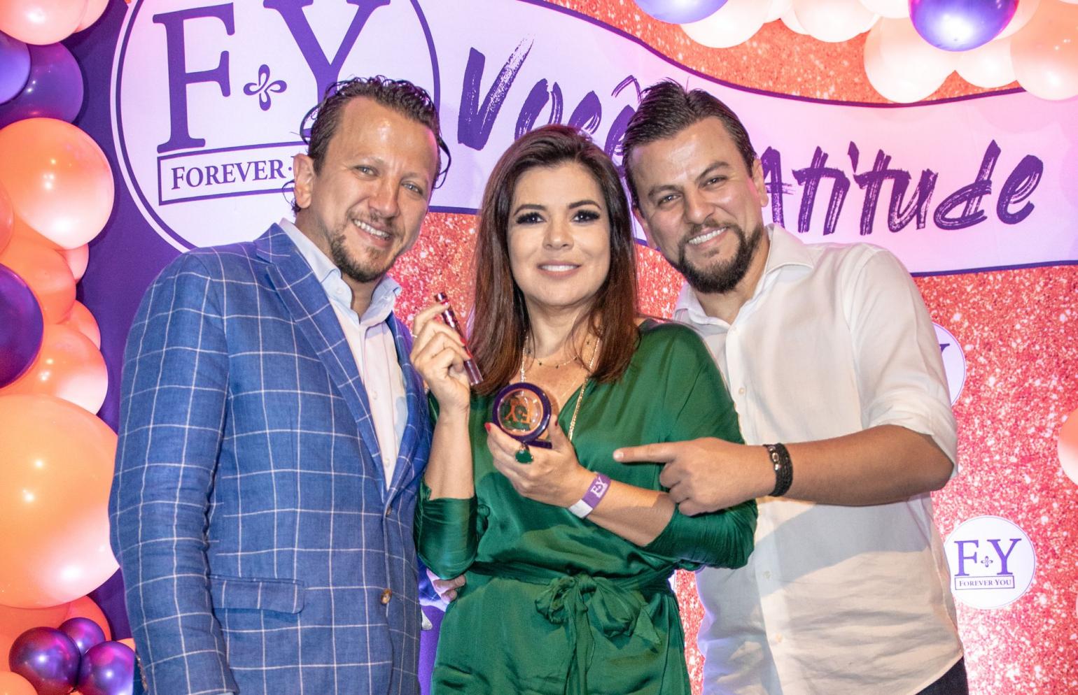 Com show de Mc Pocahontas, Mara Maravilha, Flavia Pavanelli e Nah Cardoso prestigiam Festa de Lançamento de maquiagens