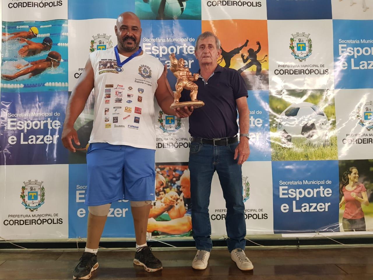 Atleta revelação: Cordeiropolense é campeão de Halterofilismo