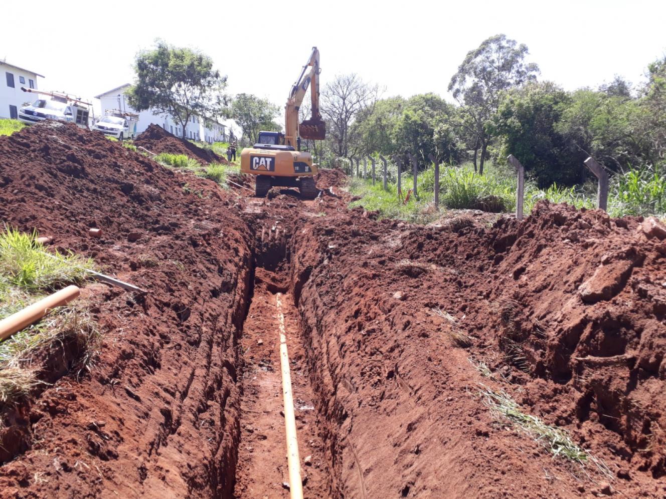Após intervenção da Prefeitura, BRK realiza manutenção no Recanto dos Pássaros
