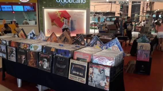 Exposição reúne mais de mil discos de vinil em Limeira