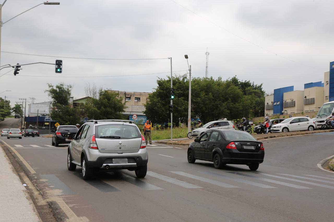 Semáforos da rotatória do Cecap em Limeira iniciam operação a partir de sexta-feira