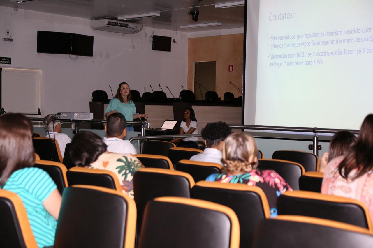Médicos de Limeira assistem a palestra sobre hanseníase