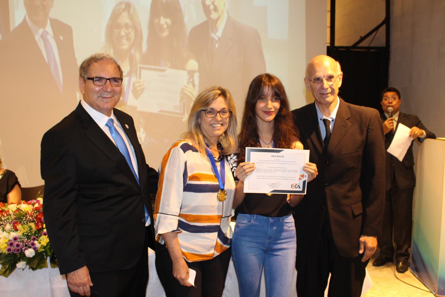 Rotary premia os melhores alunos da escola pública de Limeira