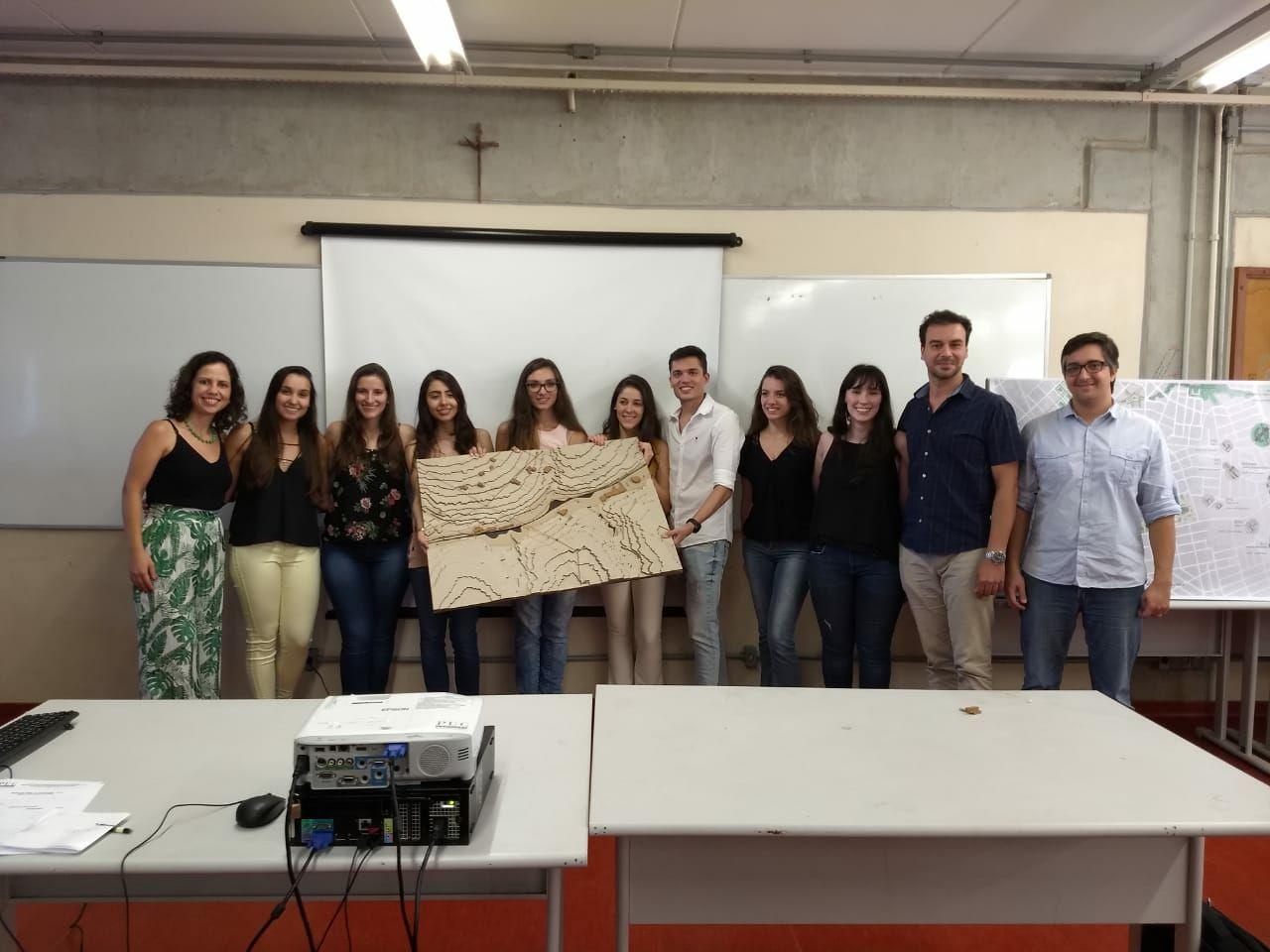 Secretária de Habitação de Limeira participa de bancas na PUC-Campinas