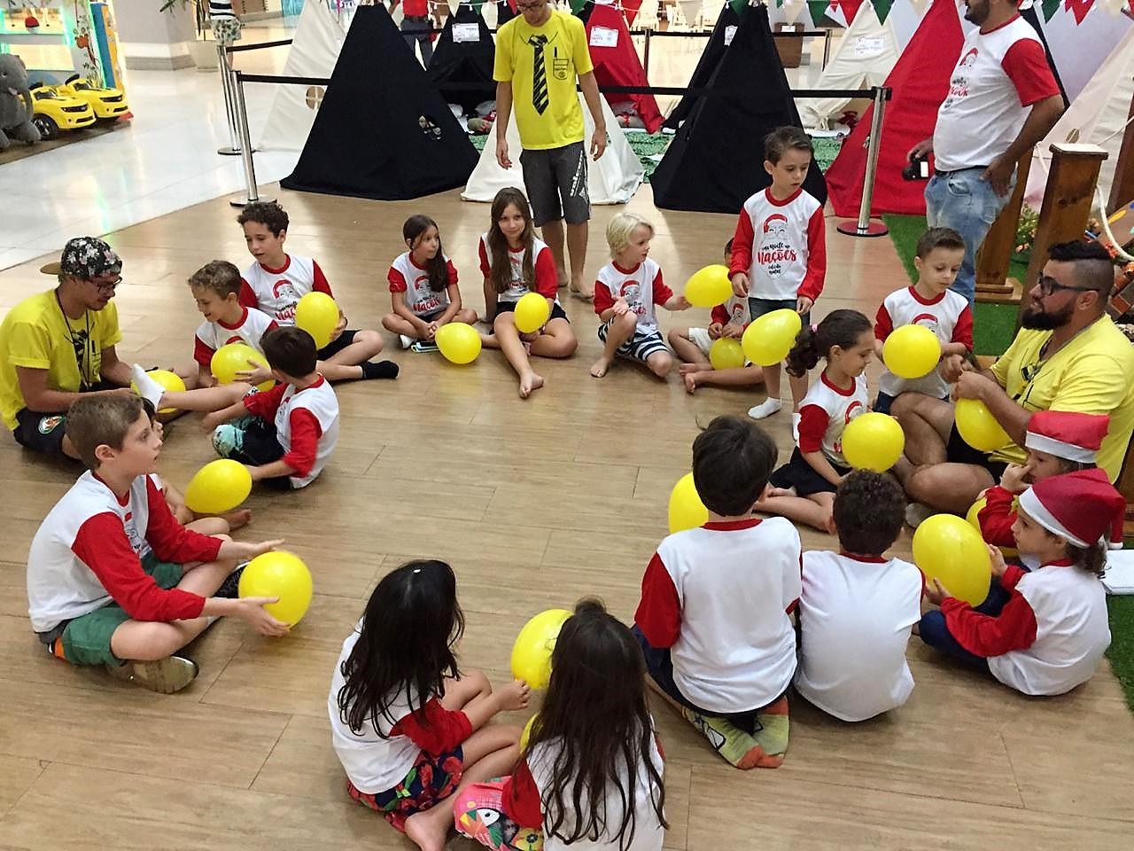 Crianças se encantam com noite mágica no Shopping Nações em Limeira
