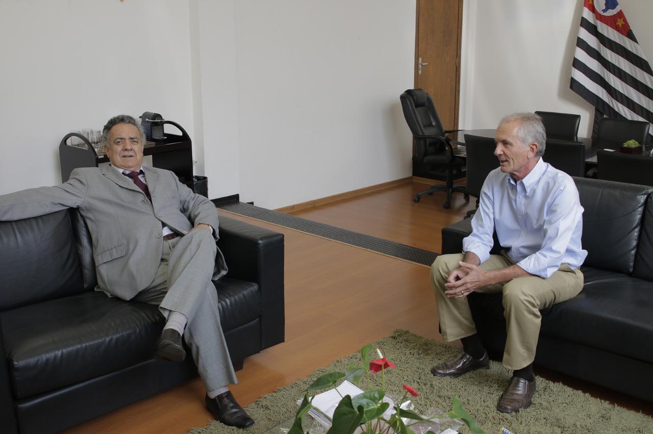 Prefeito de Limeira recebe a visita do delegado seccional