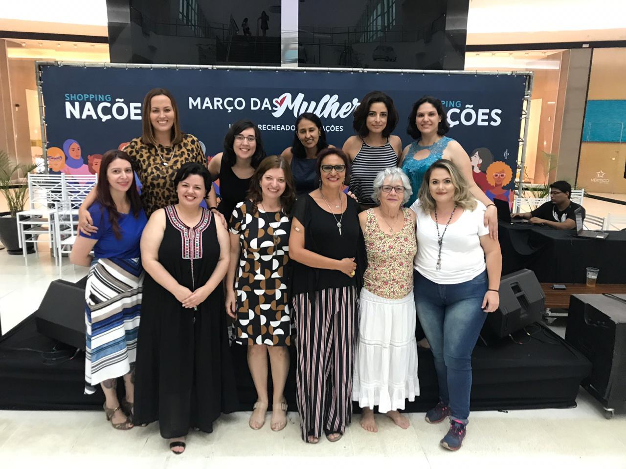 Mulheres debatem sobre a importância do tempo no Shopping Nações em Limeira