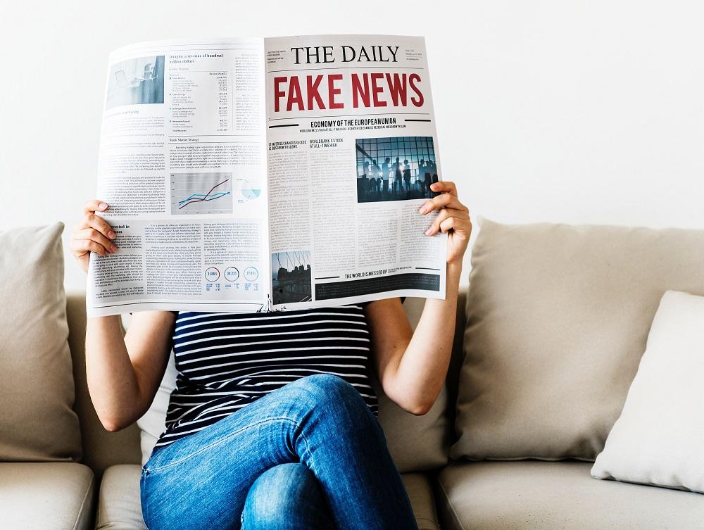 Pessoas mais velhas compartilham mais notícias falsas