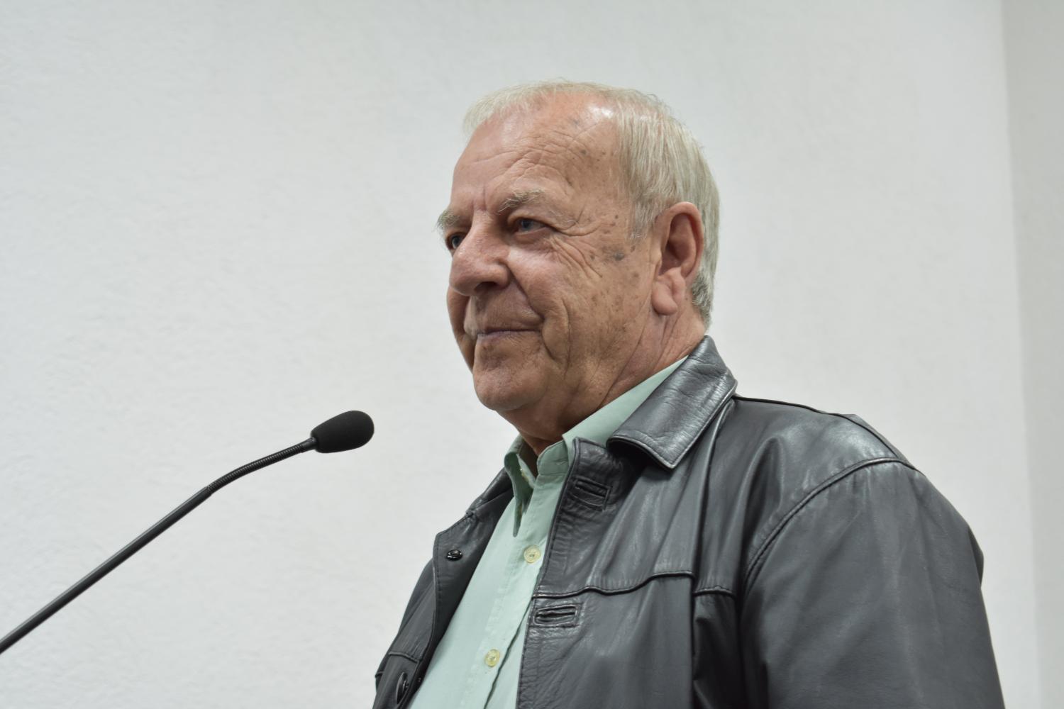 José Carlos Leão recebe título de cidadão cordeiropolense