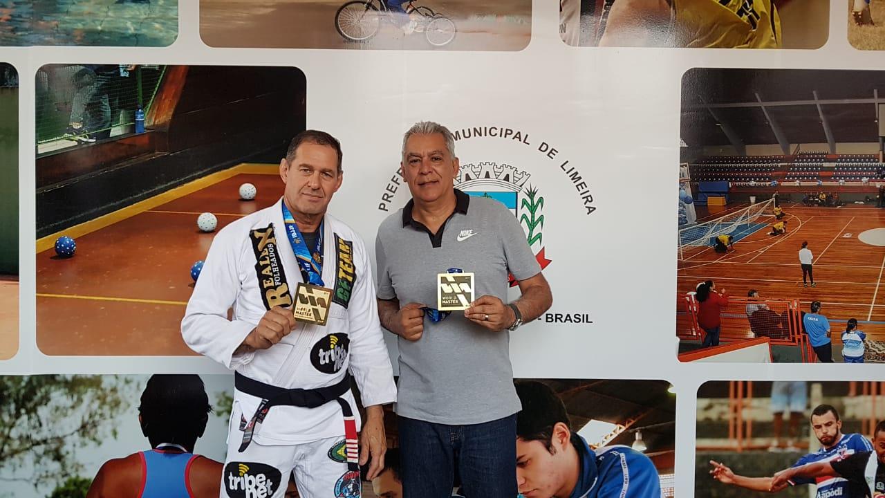 Secretário de Esporte de Limeira recebe atleta limeirense tricampeão mundial 
