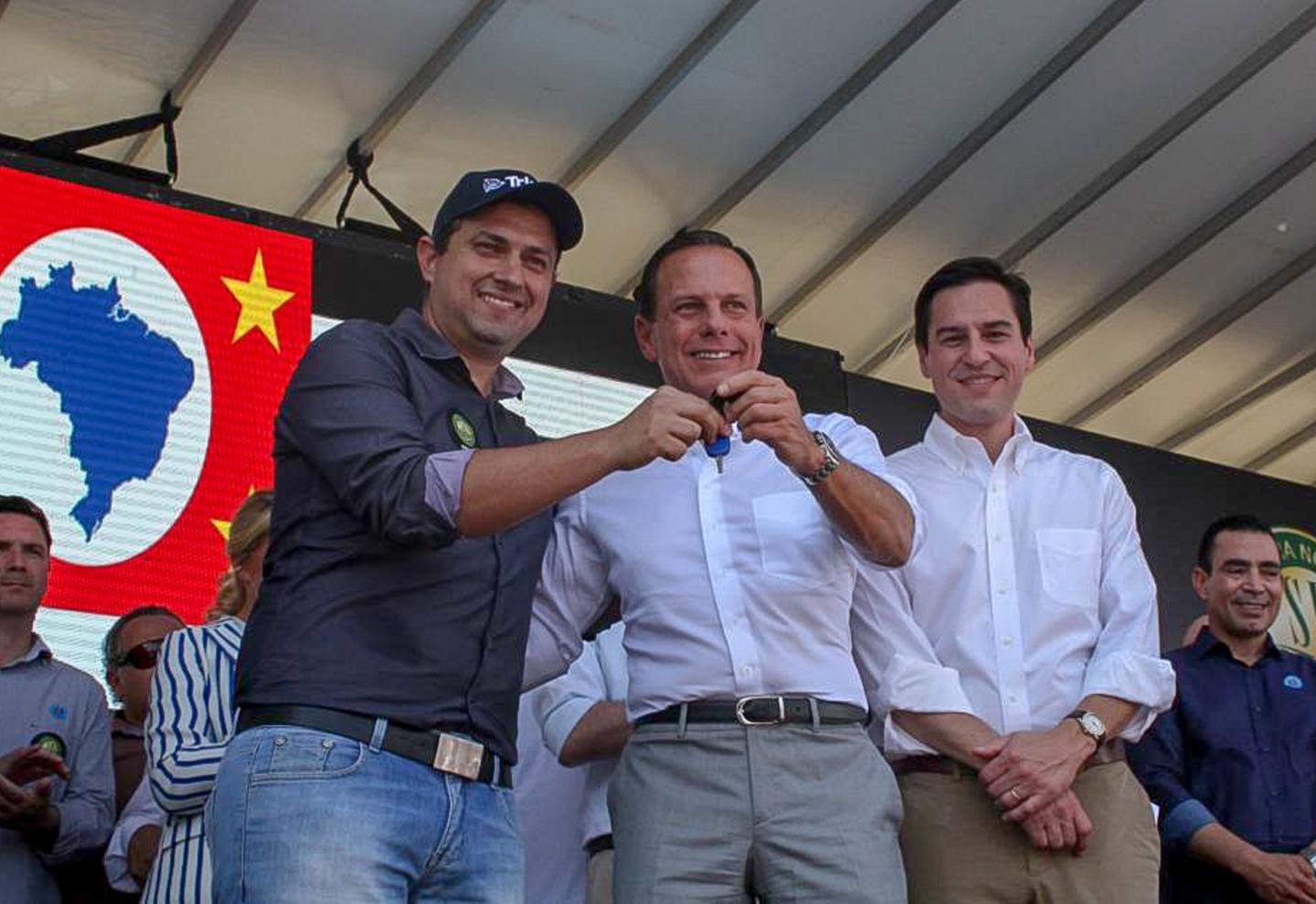 No Dia do Campo, Governo de SP entrega equipamentos agrícolas a produtores de Campinas