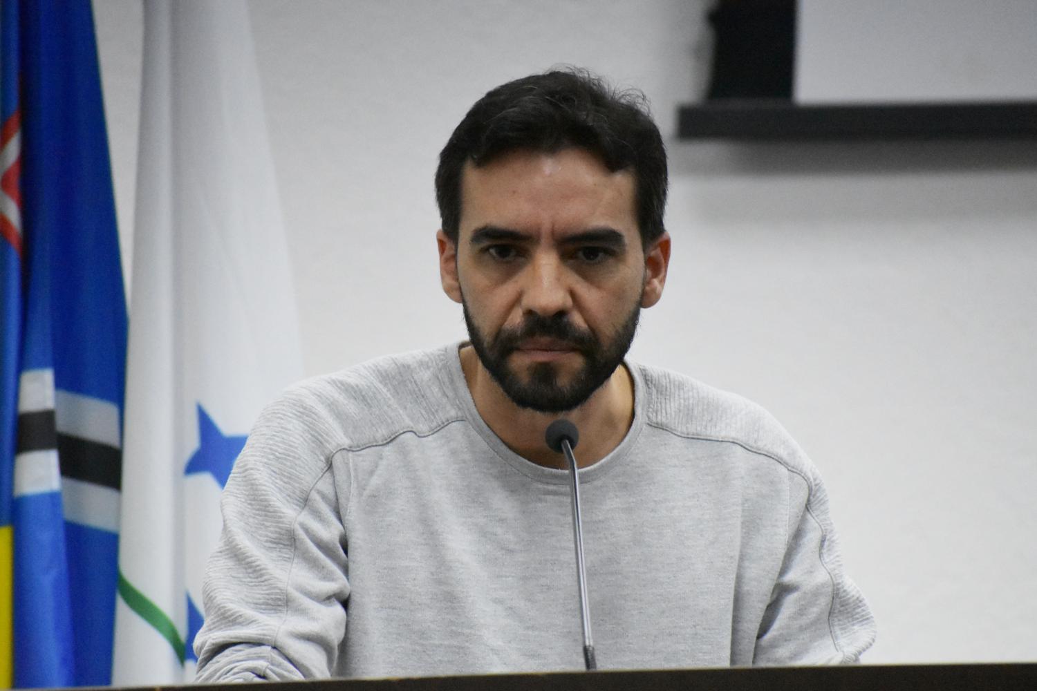 Secretário de Meio Ambiente usa Tribuna Livre para explanar os projetos das nascentes
