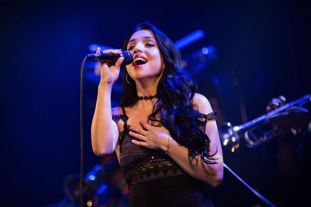 Ana Petkovic fará show com Rodrigo Santos e Leo Jaime no Dia do Flamenguista