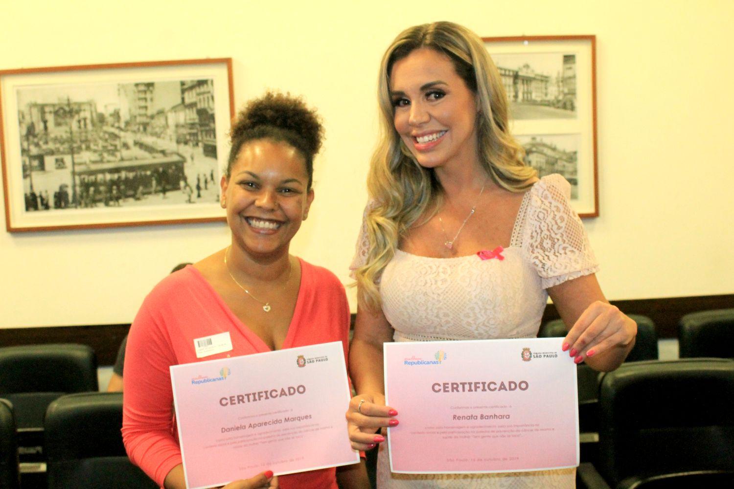 Renata Banhara participa de evento Outubro Rosa na Câmara Municipal de São Paulo