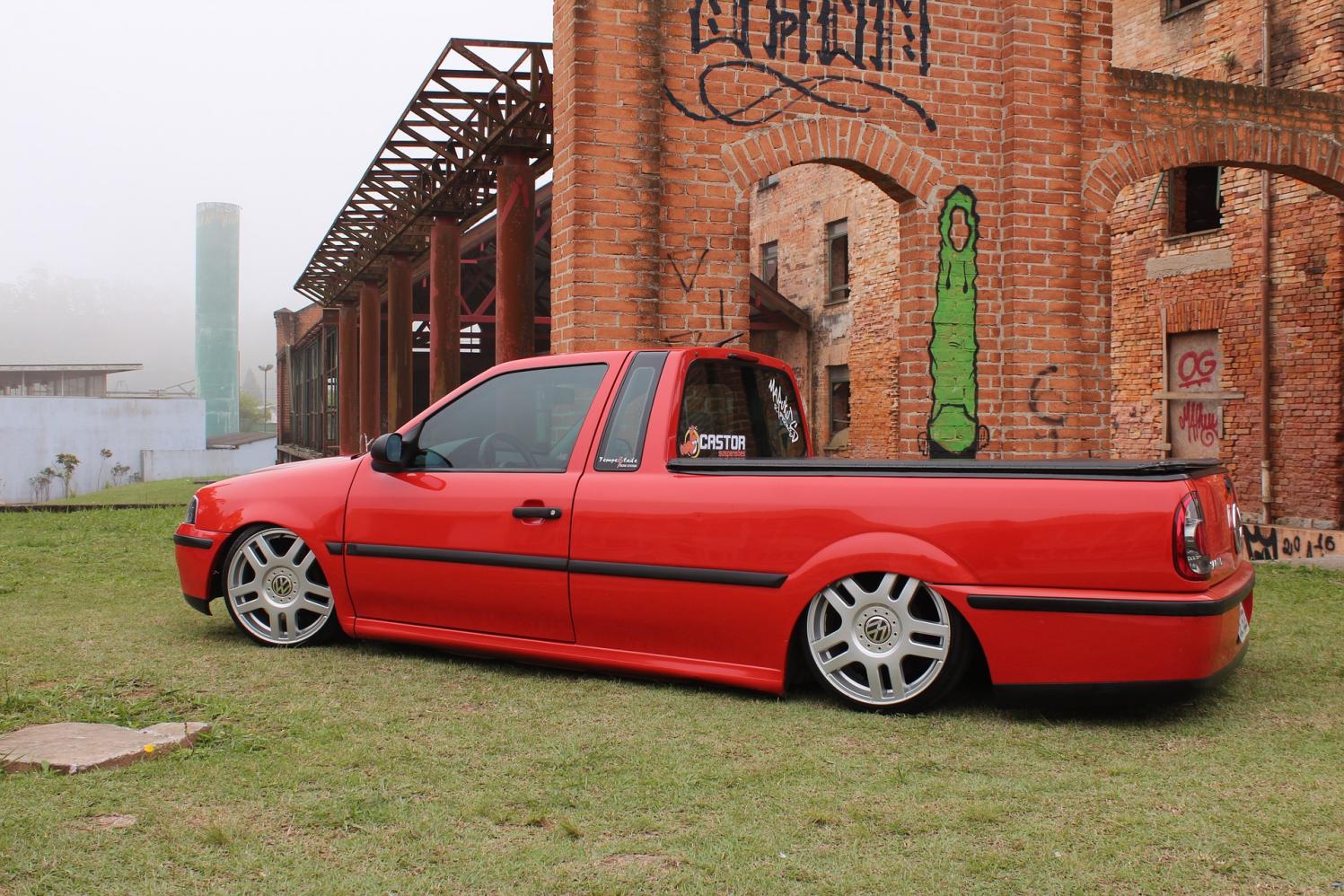 Carros Rebaixados e Som Auto