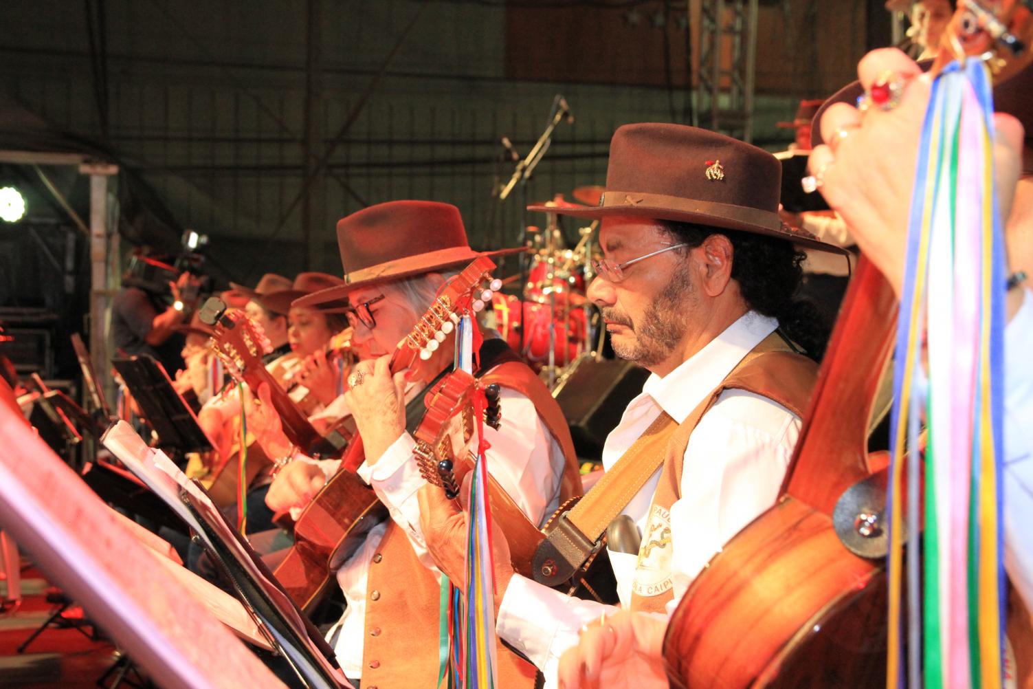 Orquestra Paulistana de Viola Caipira se apresenta em Limeira