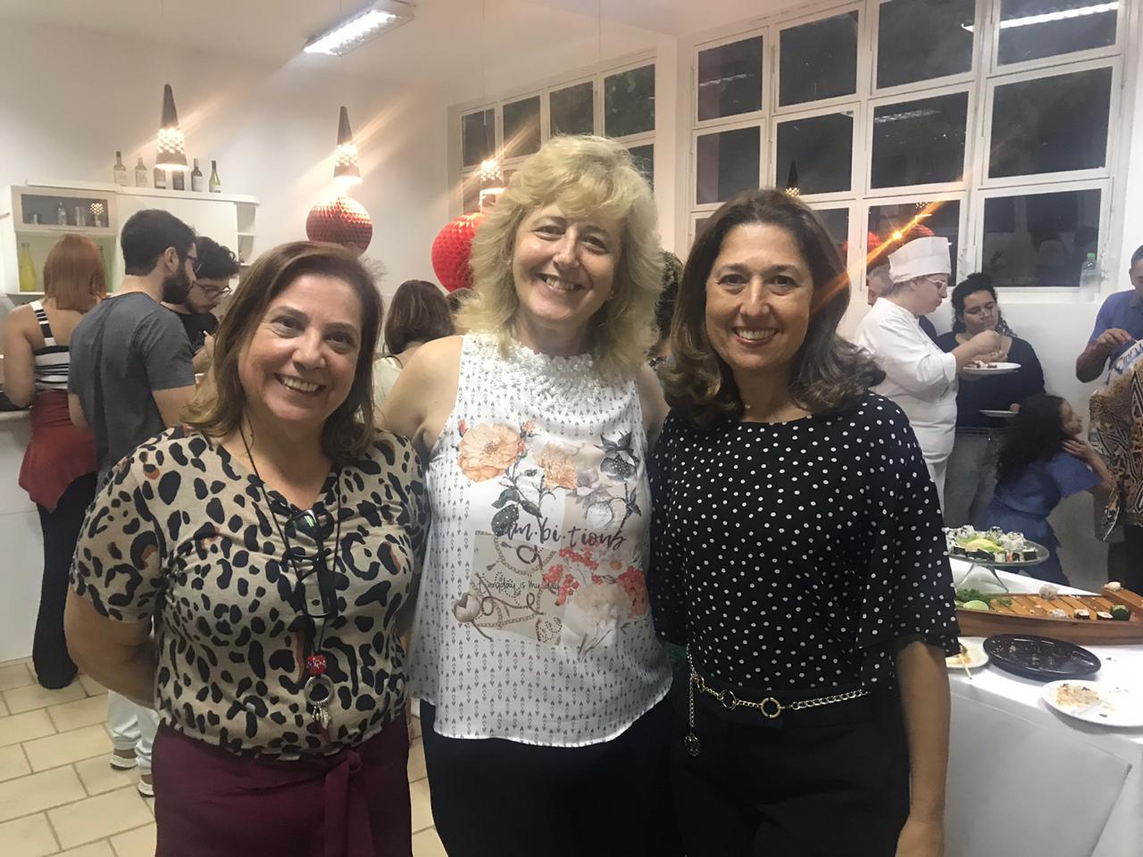 Alunos da Gastronomia apresentam cardápio da Cozinha Asiática