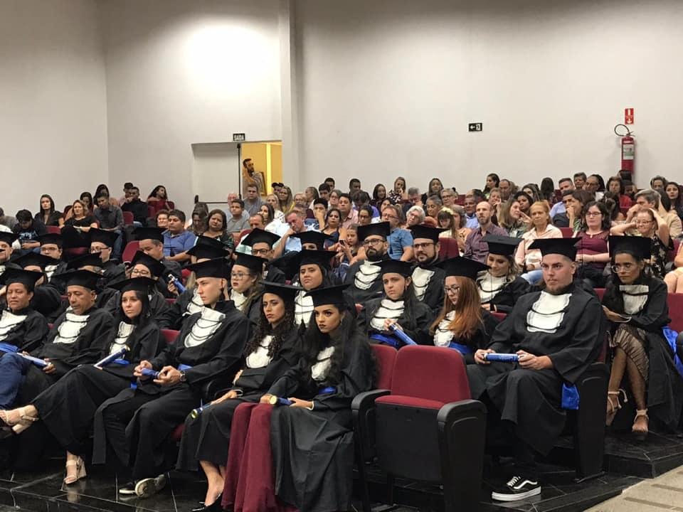 Mais 50 alunos se formam pelo projeto Faculdade Municipal de Cordeirópolis