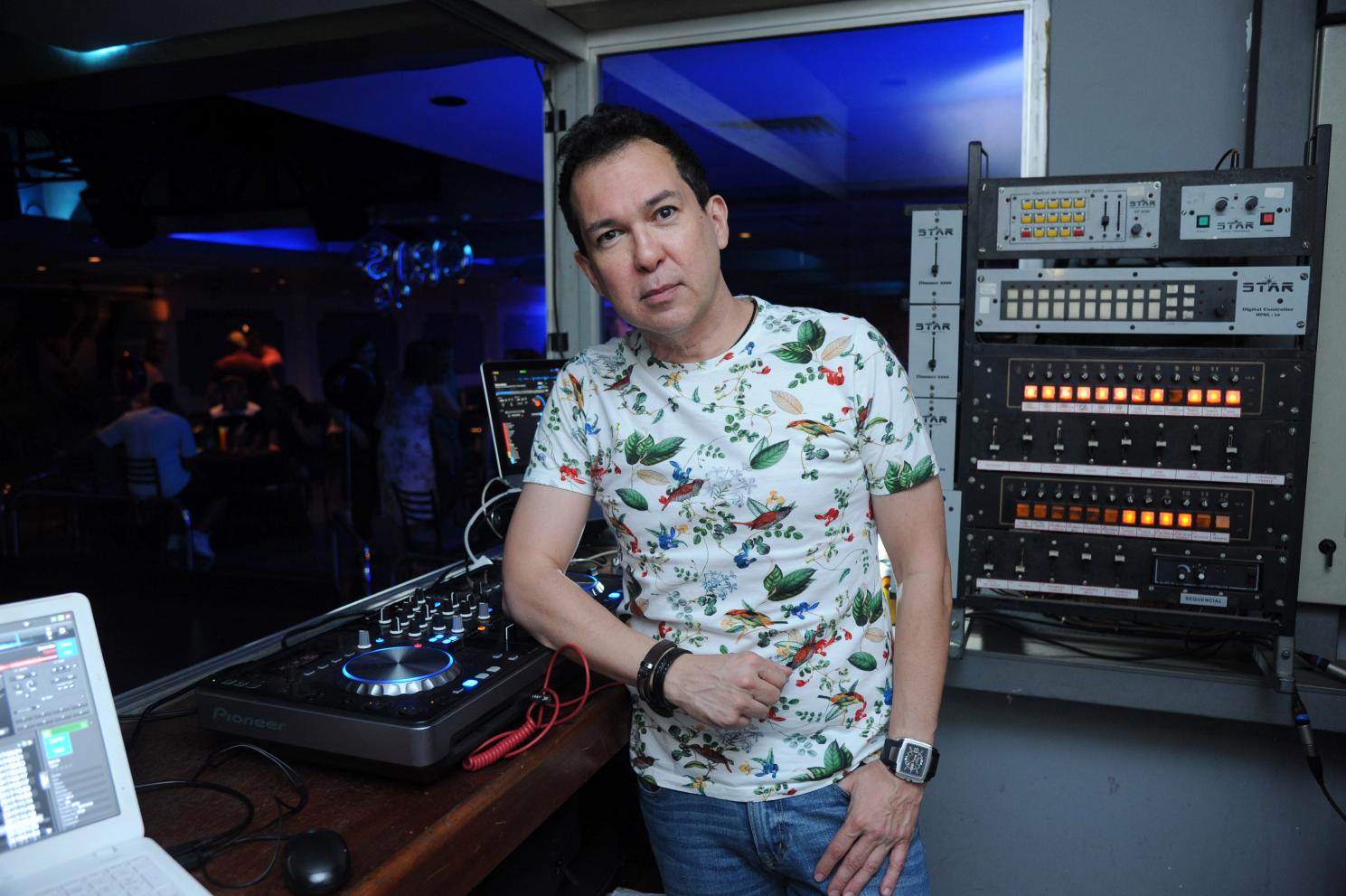 La Chouette recebe Flashback Replay, com comando do DJ Freeway, no dia 15