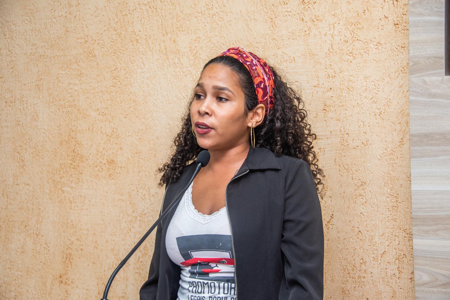 Feminicídio é pautado em discurso sobre o Dia Internacional da Mulher