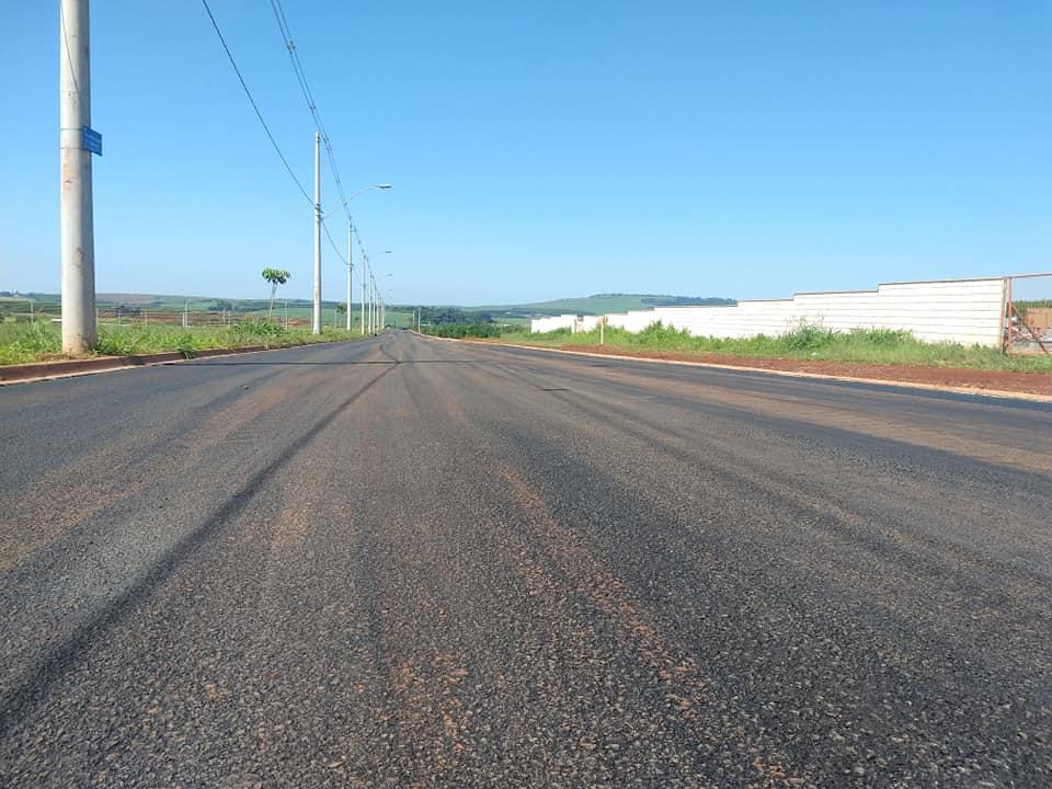 Estrada em torno do Cemitério Municipal de Cordeirópolis recebe recapeamento asfáltico