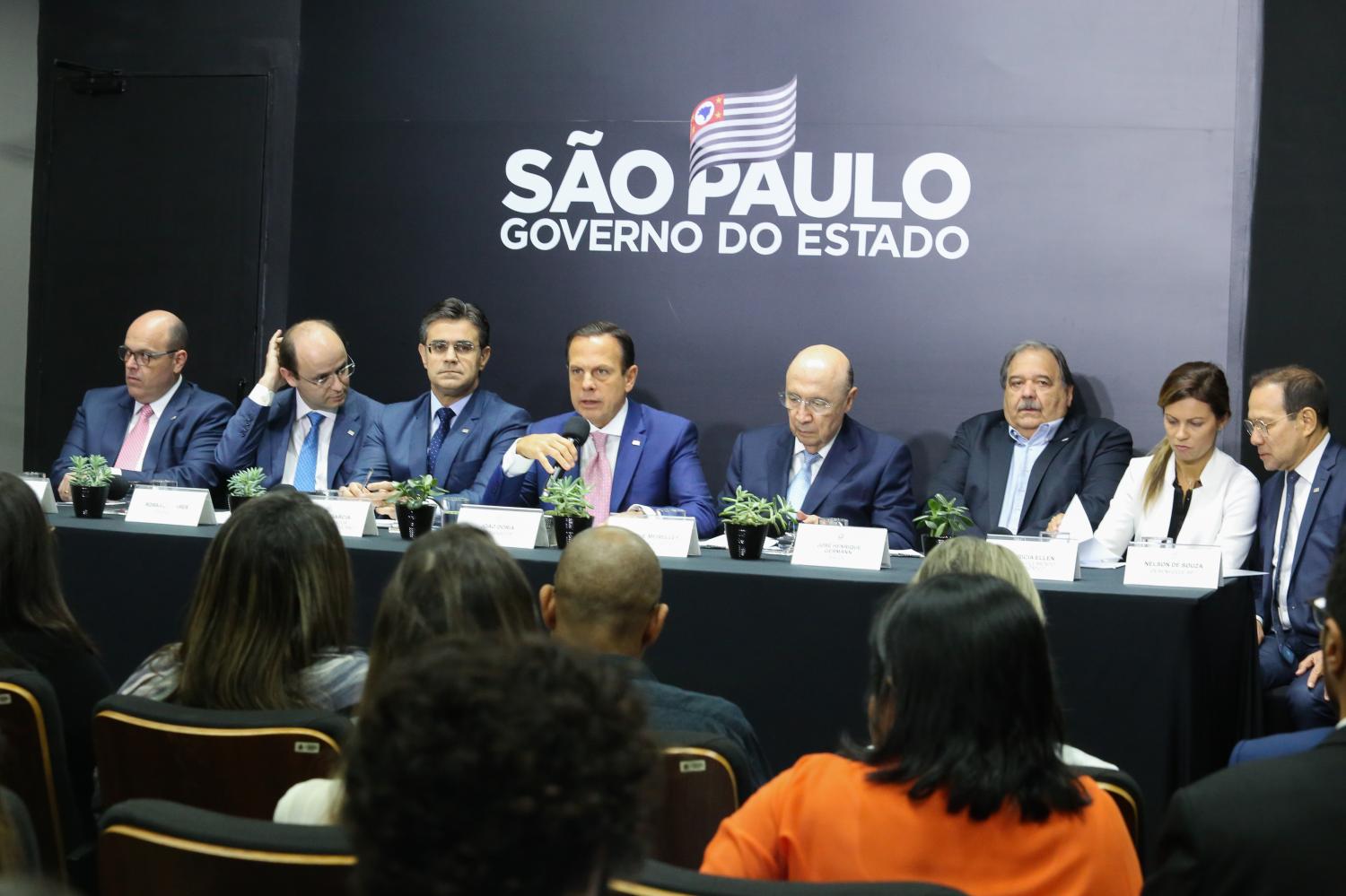 Governo de SP injeta R$ 225 milhões para barrar impacto econômico do coronavírus