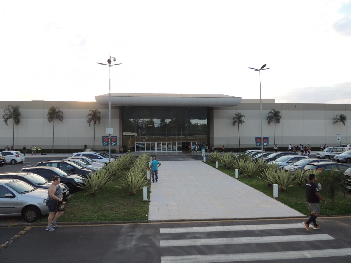 Shopping Nações Limeira suspende todas as atividades até 1º de maio