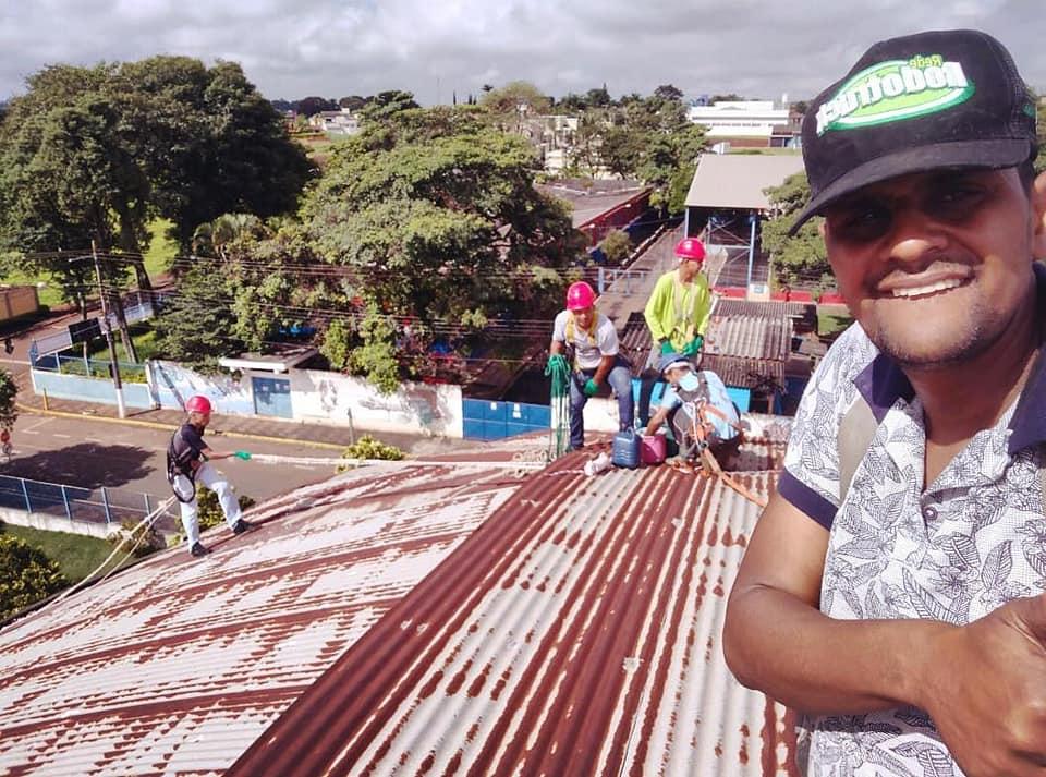Ginásio de Esportes do Centro de Cordeirópolis está recebendo melhorias no telhado
