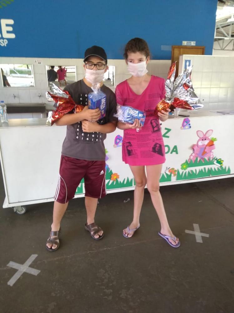 Seguindo recomendações, Apae Limeira faz entrega de ovos de páscoa