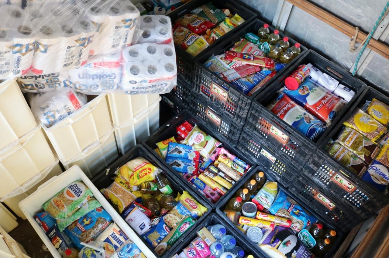 Mutirão arrecada 3 toneladas de alimentos e produtos