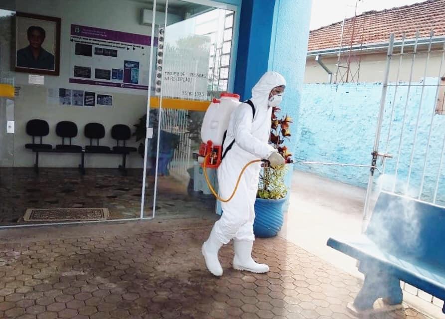 Prédios públicos de Cordeirópolis recebem desinfecção para minimizar proliferação do novo coronavírus