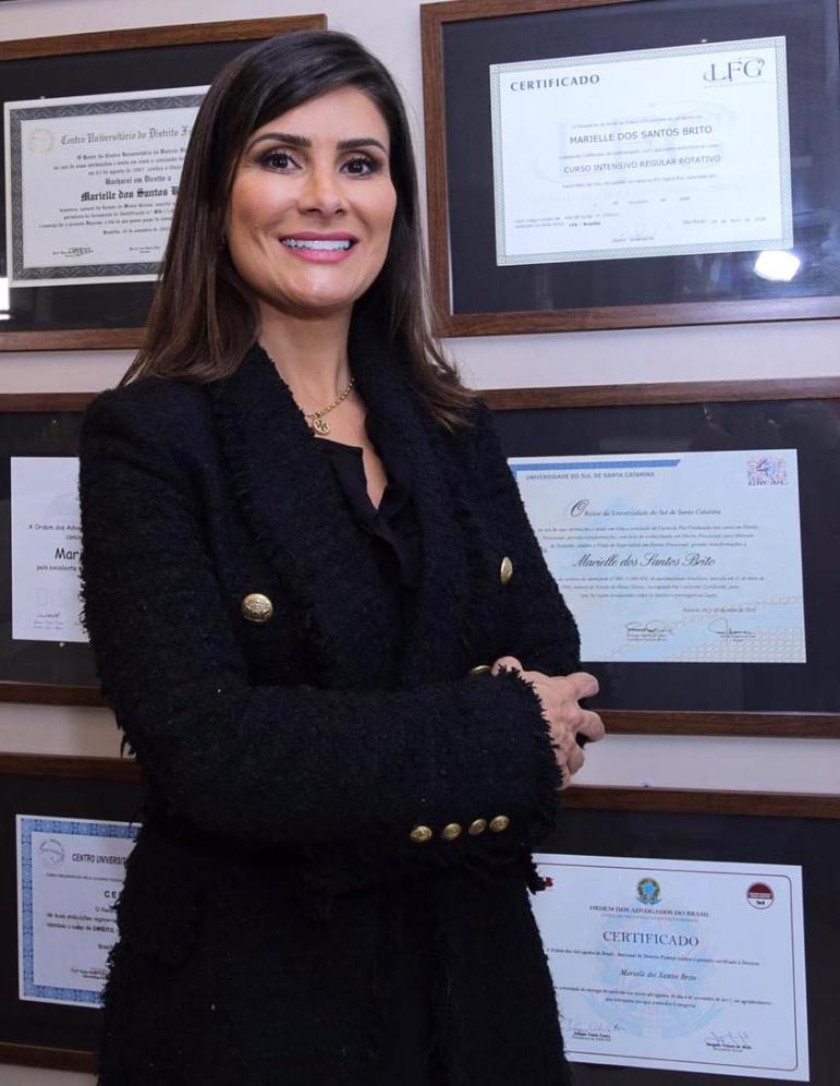 Marielle Brito lança livro sobre o processo de inventário e partilha de bens na quarentena em live