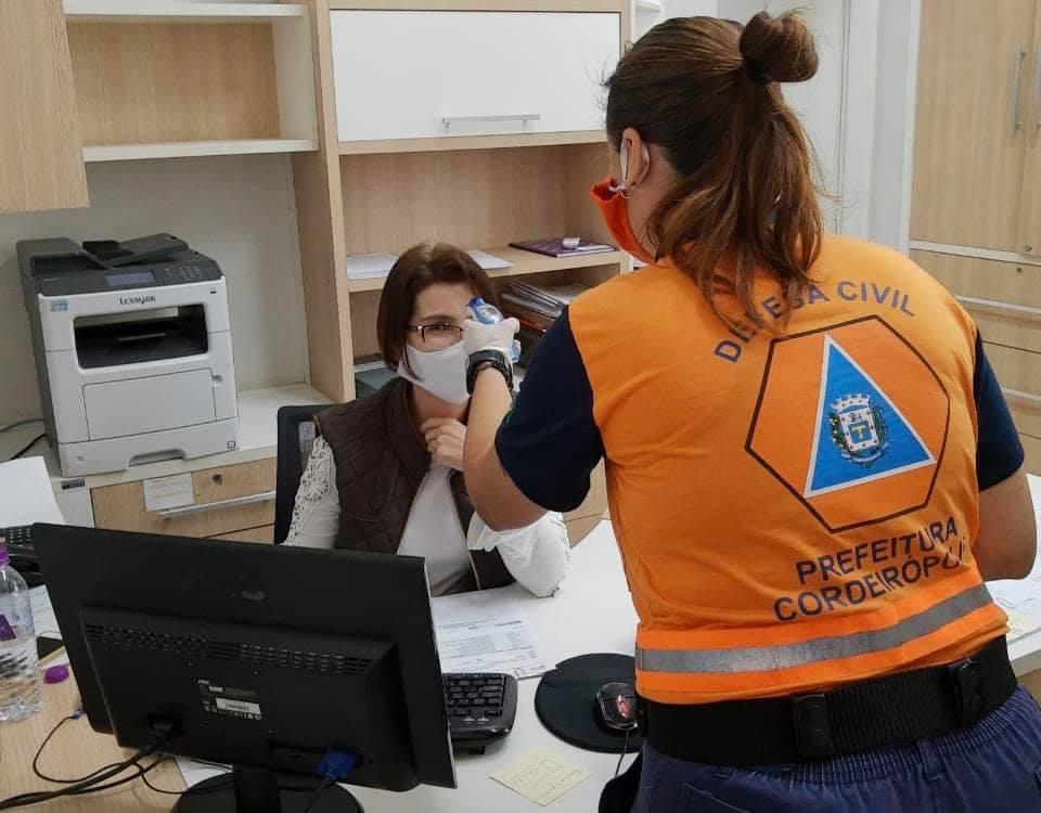 Defesa Civil de Cordeirópolis mede temperatura de mais de 250 pessoas