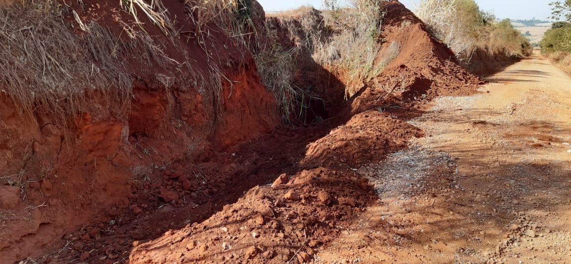 Prefeitura de Limeira intensifica limpeza de cacimbas nas estradas rurais