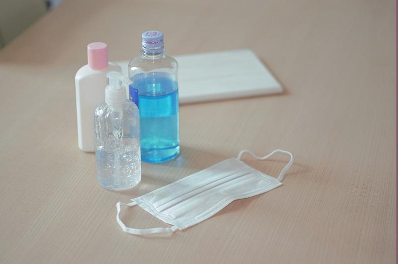 Os cuidados na escolha e no uso do álcool 70% para a prevenção do novo coronavírus