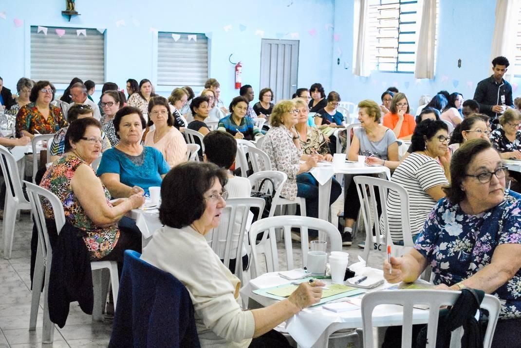 GAVIA realiza Chá Beneficente no Shopping Nações Limeira