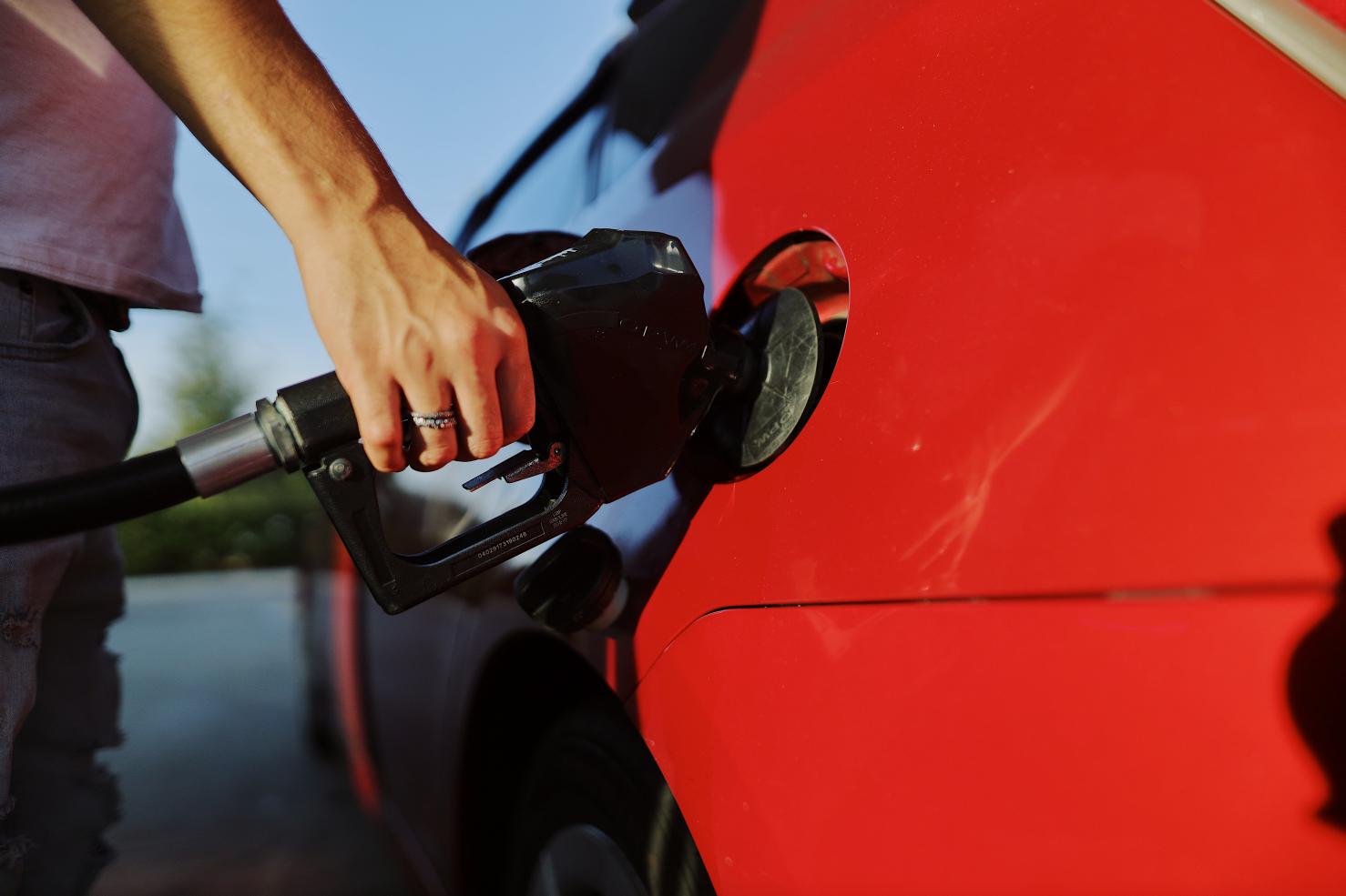 Gasolina varia até 32,2% em diferentes bairros de São Paulo no mês de dezembro