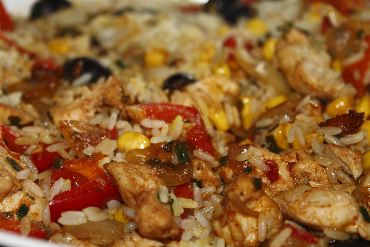 Ainda inicia vendas de paella beneficente
