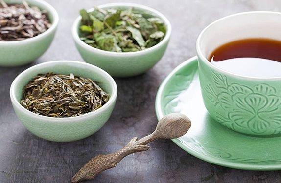 Chá detox após consumo de doces