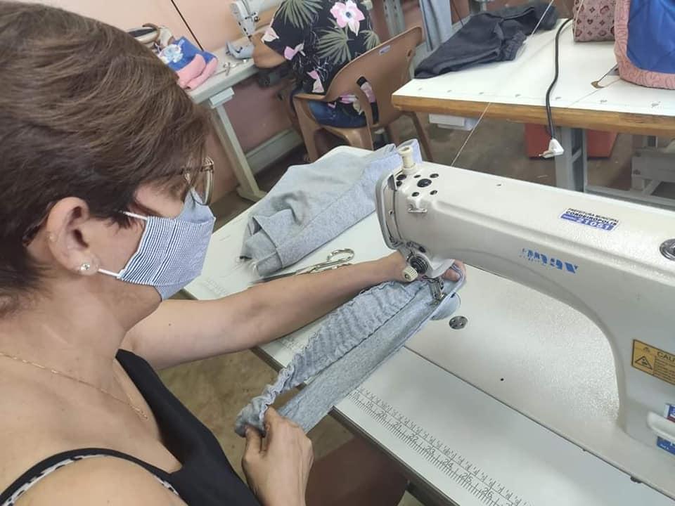 Curso de Corte e Costura em Cordeirópolis mantém atividades online durante a pandemia