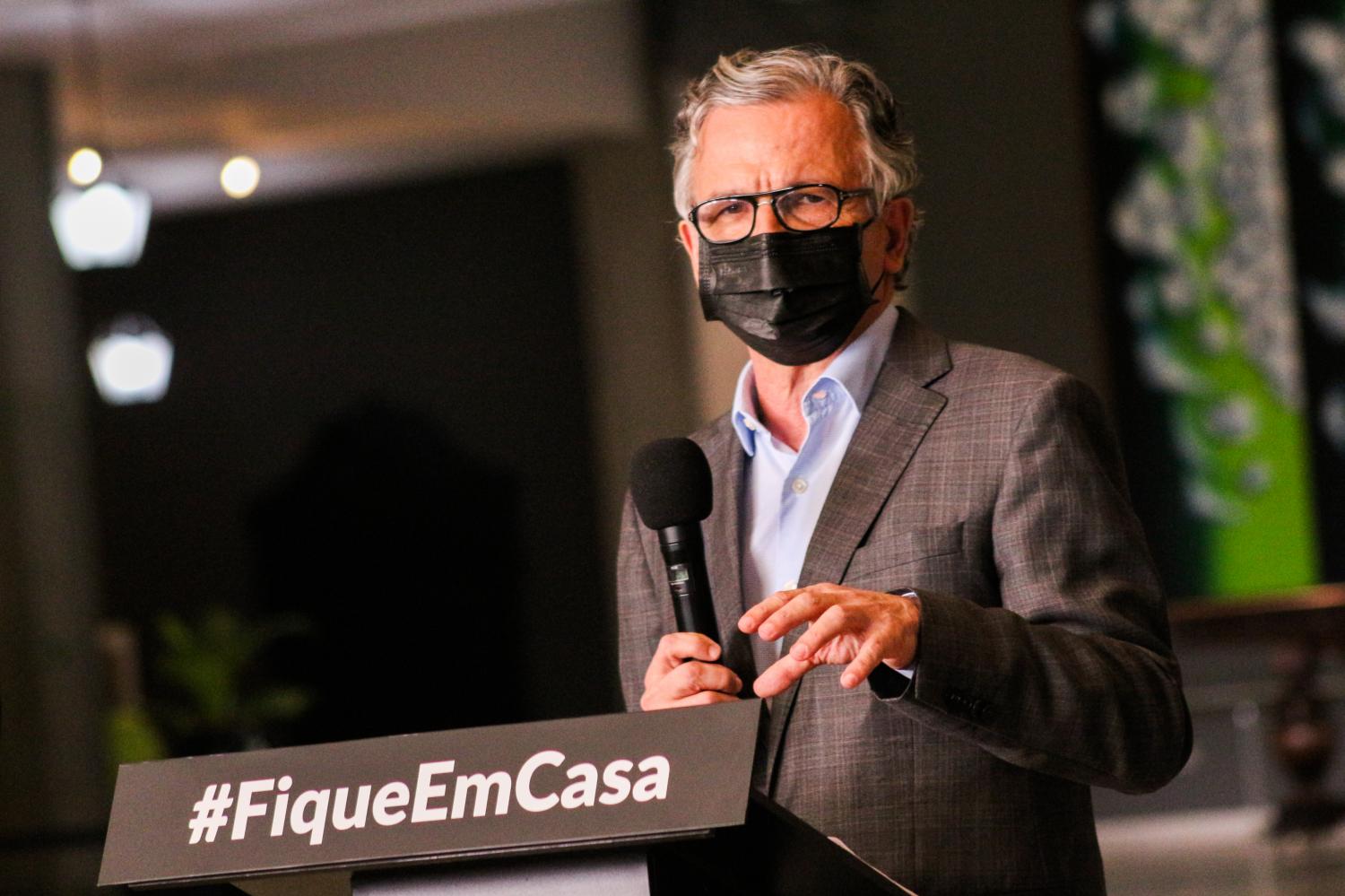 Governo de SP adota fase emergencial para conter crescimento de pandemia