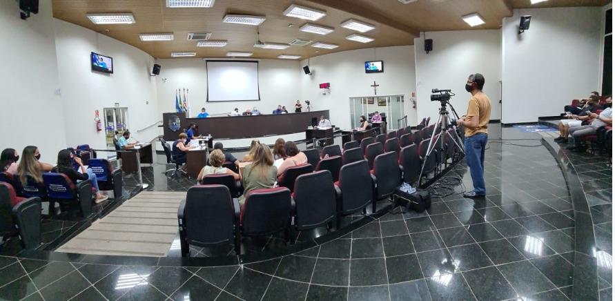 Câmara realiza Sessão remota e altera modo de trabalho em razão do agravamento da Covid-19
