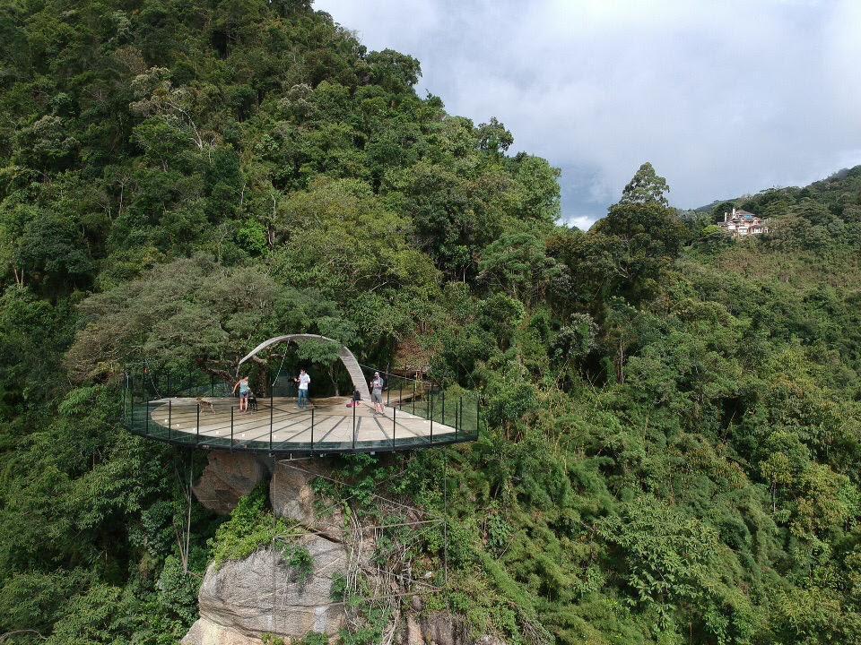 Parque da Cerveja ganha mirante com visual 180º das paisagens da Serra da Mantiqueira