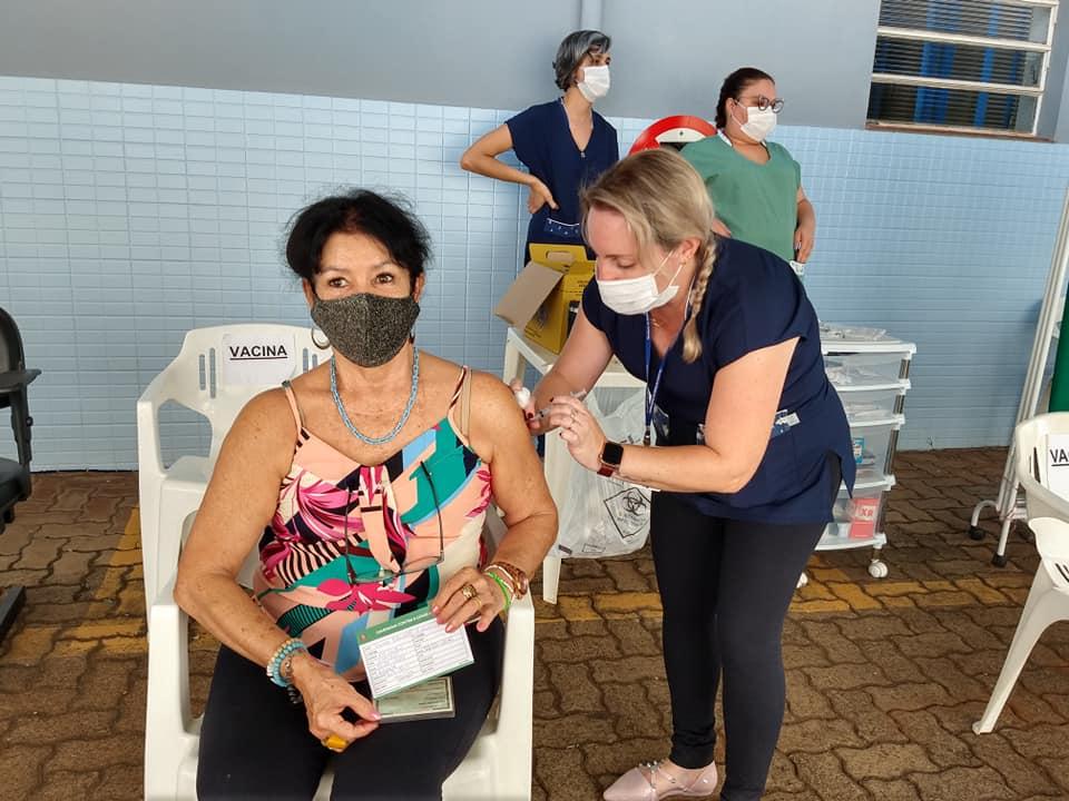 Vacinação dos profissionais da educação inicia em Cordeirópolis