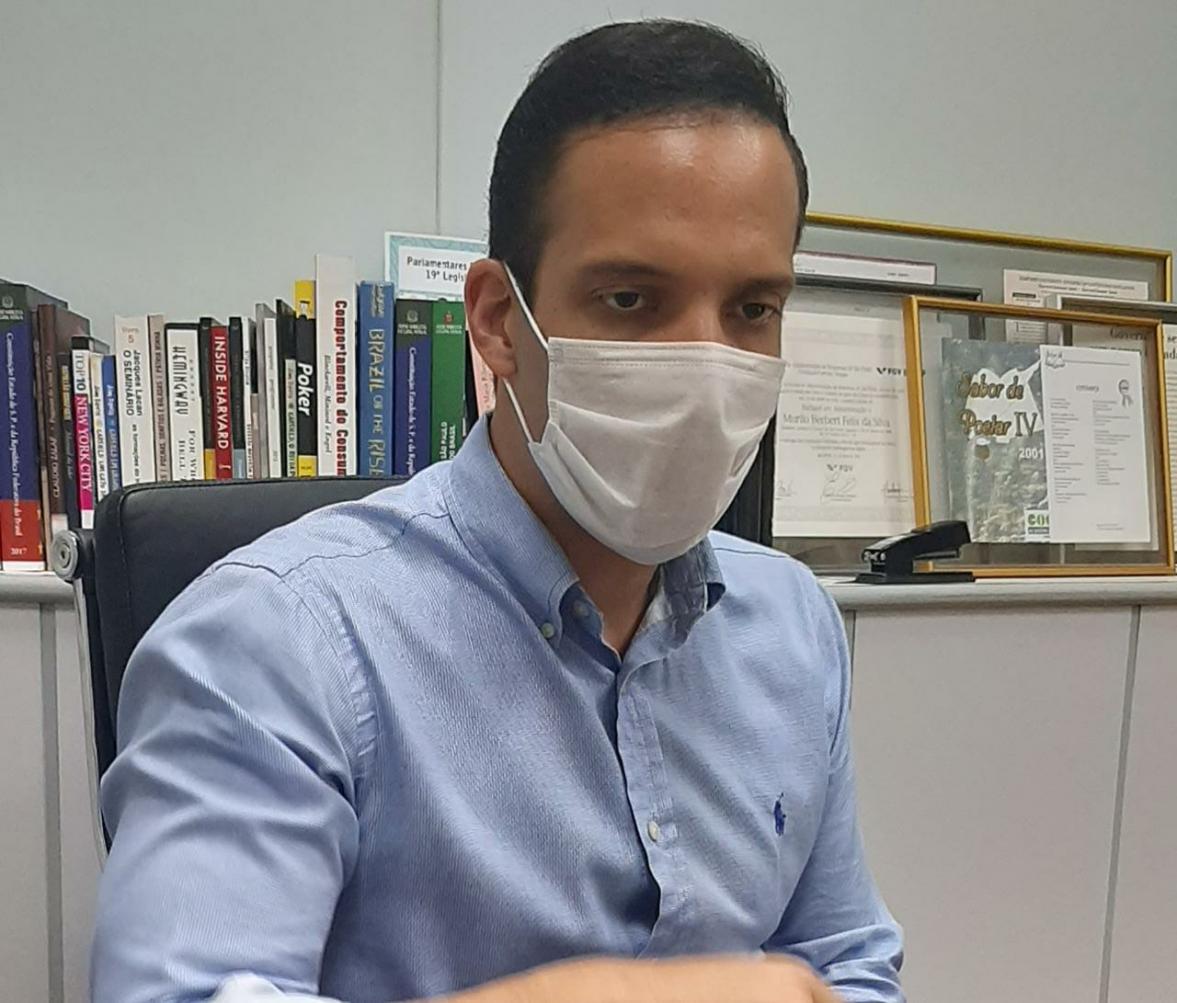 Murilo Félix quer campanha de divulgação de  disque-denúncia contra maus-tratos aos animais